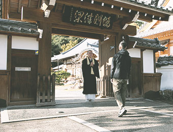 山門